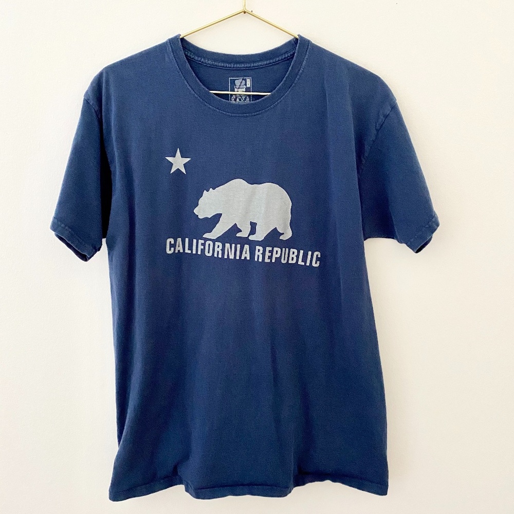 CALIFORNIA Men's T-Shirt